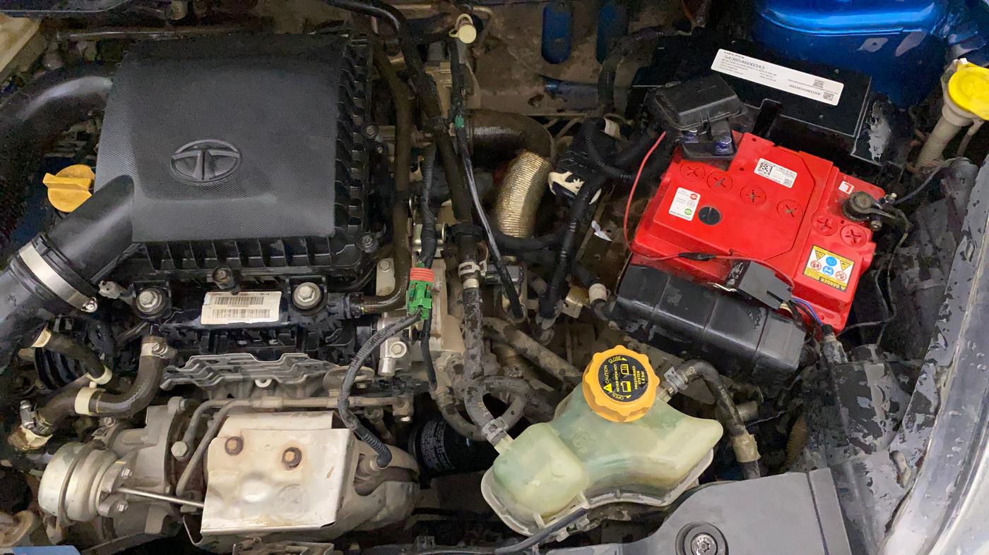 2019 Tata NEXON XM PETROL, Petrol, Manual, 1,18,765 km, Engine View - Left