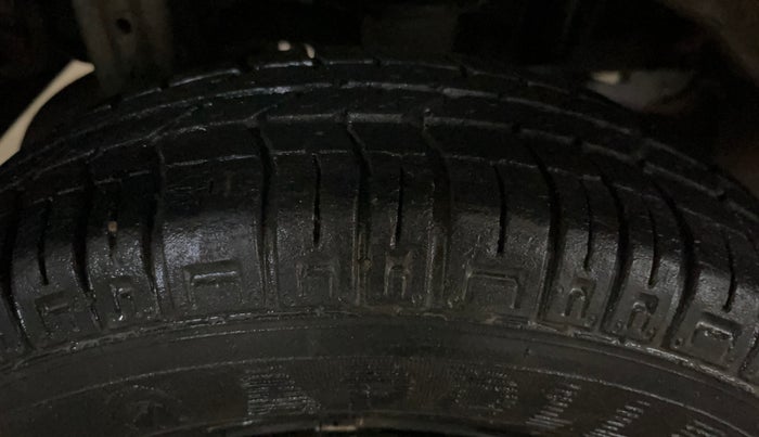 2015 Maruti Alto 800 LXI, Petrol, Manual, 56,922 km, Right Rear Tyre Tread
