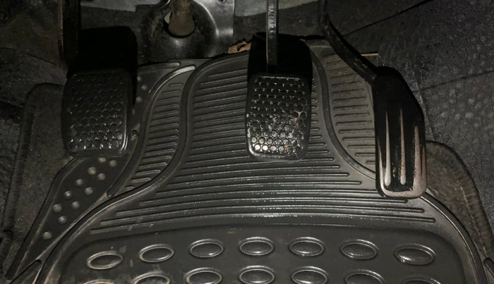 2015 Maruti Alto 800 LXI, Petrol, Manual, 56,922 km, Pedals