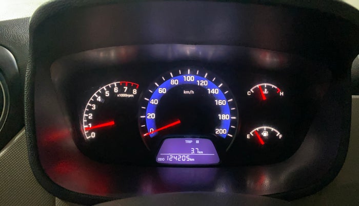 2017 Hyundai Xcent S 1.2, Petrol, Manual, 1,24,201 km, Odometer Image