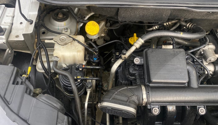 2020 Renault TRIBER RXZ, Petrol, Manual, 30,005 km, Engine View - Right