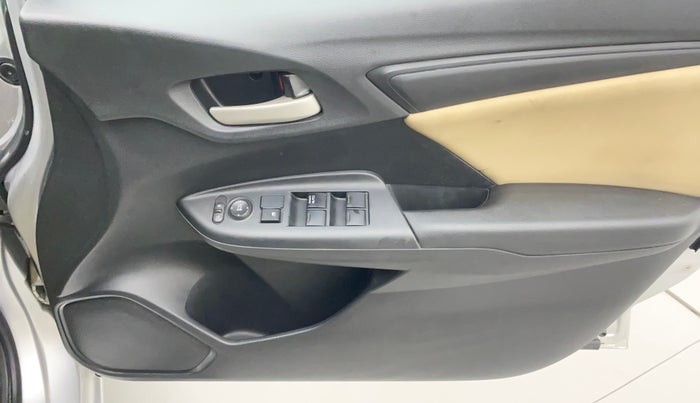 2018 Honda Jazz 1.5L I-DTEC SV, Diesel, Manual, 77,105 km, Driver Side Door Panels Control