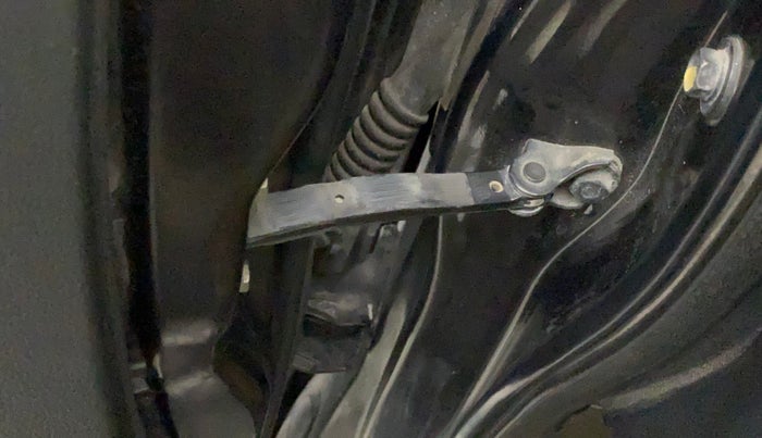 2014 Honda City 1.5L I-VTEC V MT, Petrol, Manual, 75,245 km, Front passenger door - Checker assembly is not working
