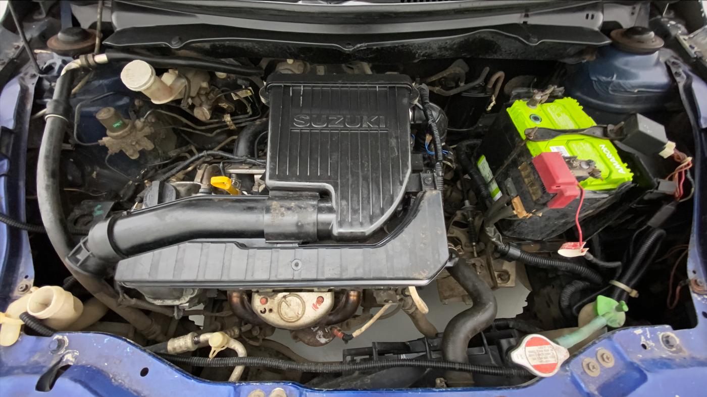 2013 Maruti Swift VXI, Petrol, Manual, 80,928 km, Open Bonet