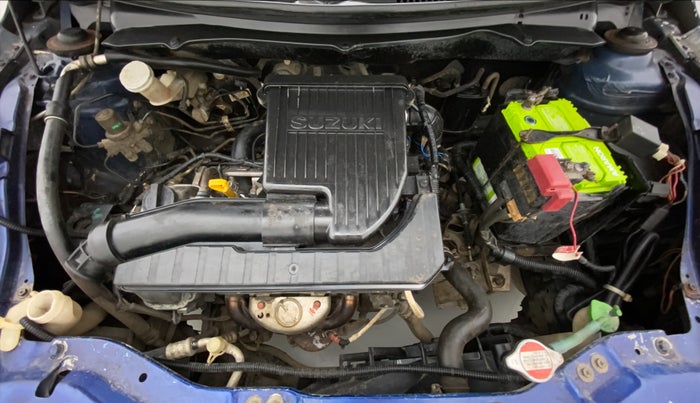 2013 Maruti Swift VXI, Petrol, Manual, 80,928 km, Open Bonet