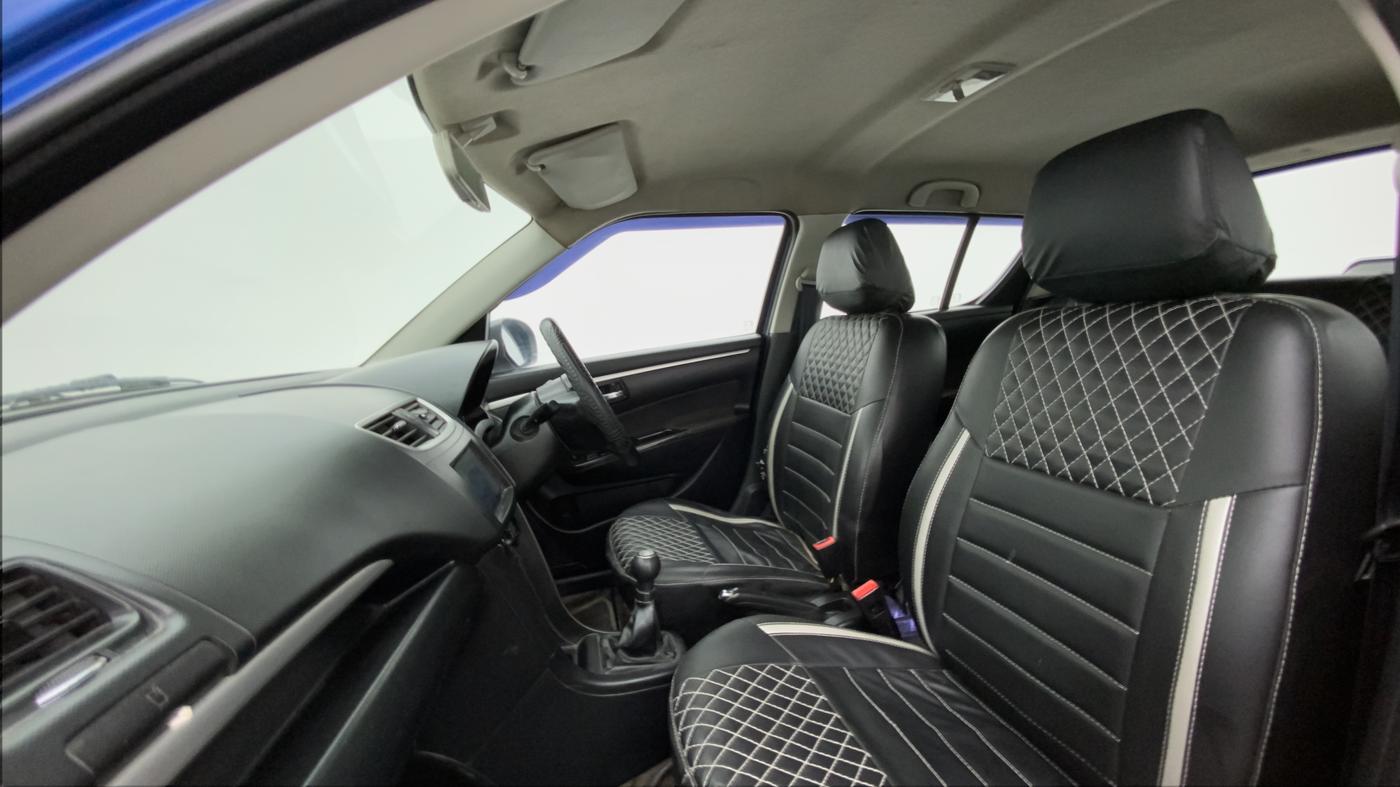 2013 Maruti Swift VXI, Petrol, Manual, 80,928 km, Right Side Front Door Cabin