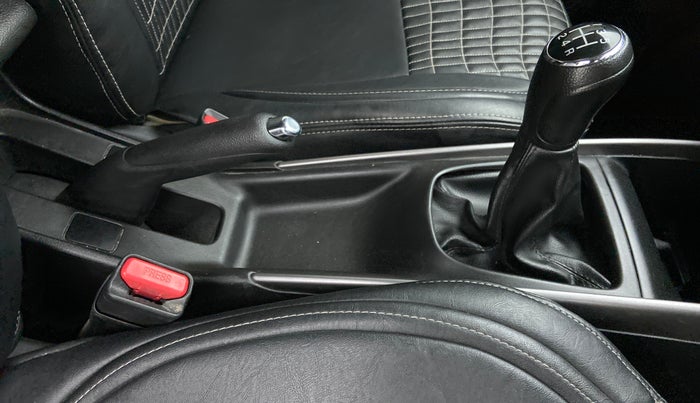 2019 Maruti Baleno ZETA PETROL 1.2, Petrol, Manual, 42,783 km, Gear Lever