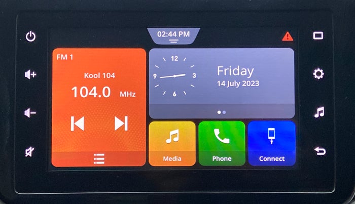 2019 Maruti Baleno ZETA PETROL 1.2, Petrol, Manual, 42,783 km, Infotainment System