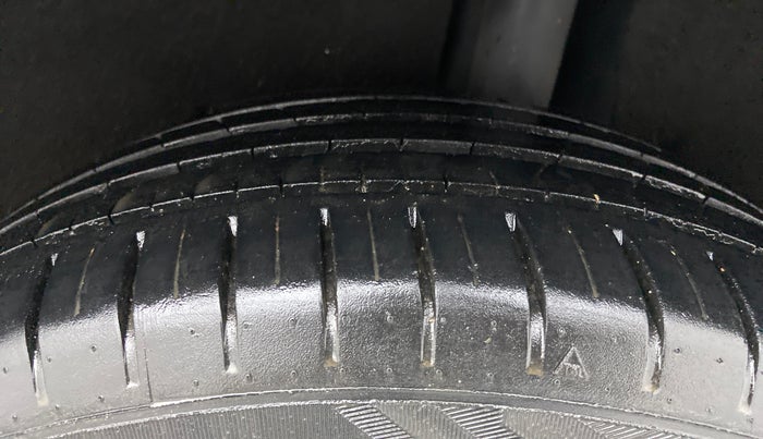 2019 Maruti Baleno ZETA PETROL 1.2, Petrol, Manual, 42,783 km, Left Rear Tyre Tread
