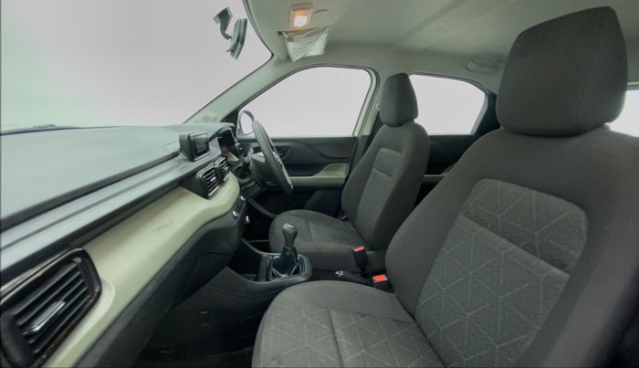 2021 Tata PUNCH ADVENTURE MT, Petrol, Manual, 14,189 km, Right Side Front Door Cabin