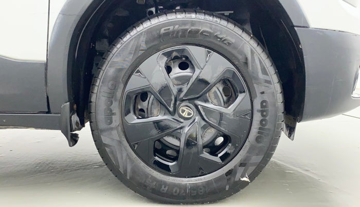 2021 Tata PUNCH ADVENTURE MT, Petrol, Manual, 14,189 km, Right Front Wheel
