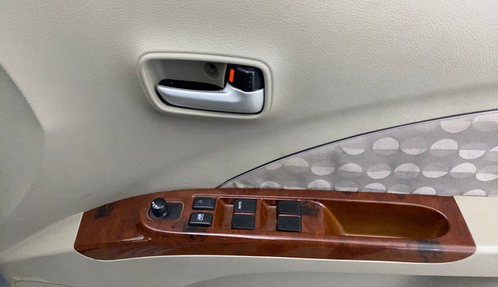 2017 Maruti Celerio ZXI AMT, Petrol, Automatic, 26,514 km, Driver Side Door Panels Control