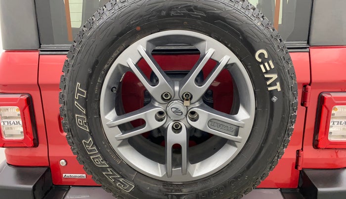 2021 Mahindra Thar LX PETROL HT 4WD AT, Petrol, Automatic, 25,942 km, Spare Tyre