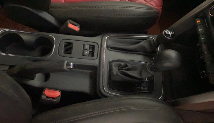 2021 Mahindra Thar LX PETROL HT 4WD AT, Petrol, Automatic, 25,942 km, Gear Lever