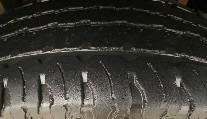 2021 Mahindra Thar LX PETROL HT 4WD AT, Petrol, Automatic, 25,942 km, Right Front Tyre Tread