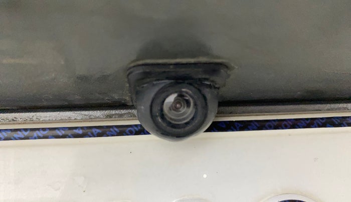 2021 Mahindra Thar LX PETROL HT 4WD AT, Petrol, Automatic, 25,942 km, Parking Camera