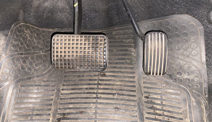 2018 Tata Tiago XZA PETROL, Petrol, Automatic, 27,986 km, Pedals