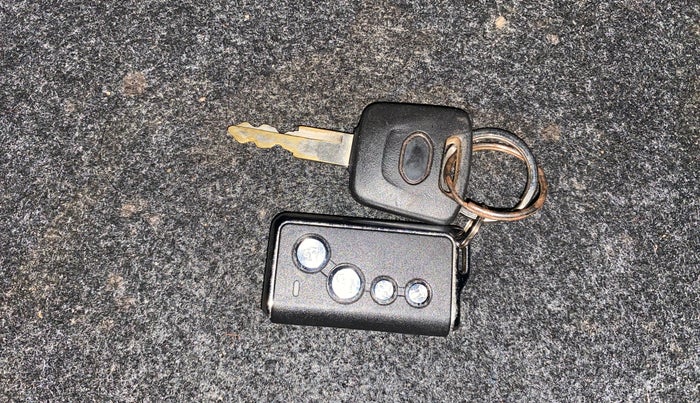 2019 Datsun Go A, Petrol, Manual, 25,749 km, Key Close Up