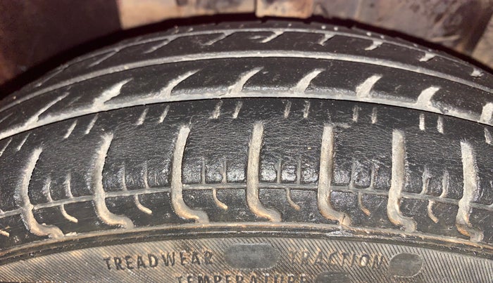 2019 Datsun Go A, Petrol, Manual, 25,749 km, Left Front Tyre Tread