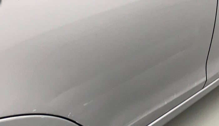 2013 Maruti Swift Dzire VXI, Petrol, Manual, 66,367 km, Right rear door - Minor scratches
