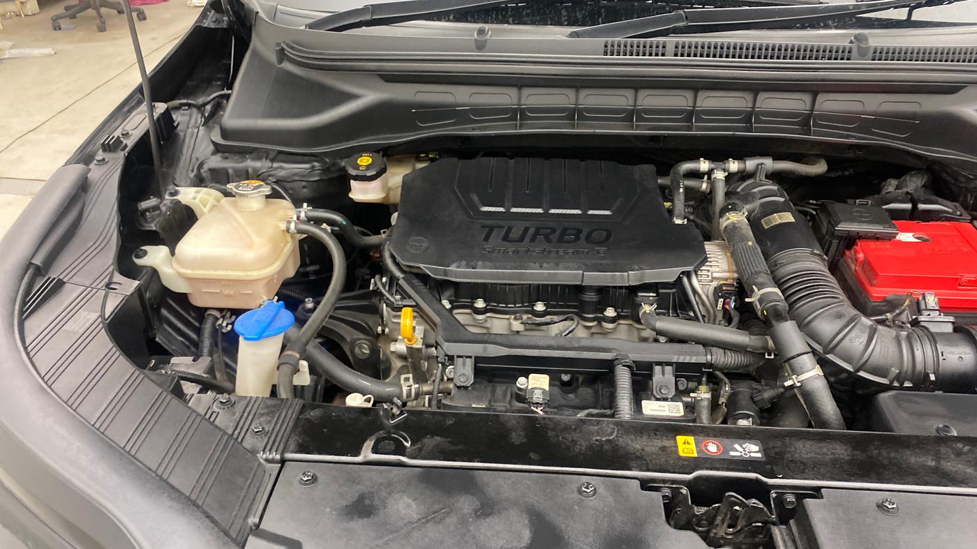 2023 KIA CARENS LUXURY PLUS 1.5 PETROL DCT 7 STR, Petrol, Automatic, 45,410 km, Engine View - Right