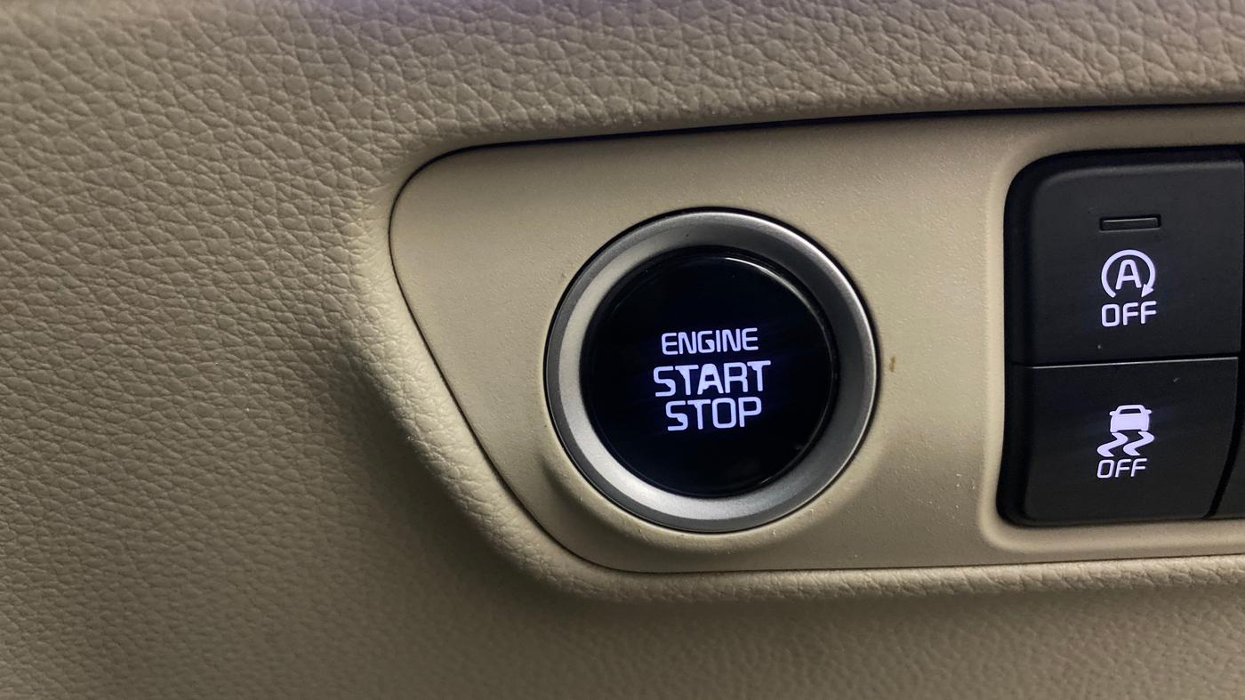 2023 KIA CARENS LUXURY PLUS 1.5 PETROL DCT 7 STR, Petrol, Automatic, 45,410 km, Keyless Start/ Stop Button