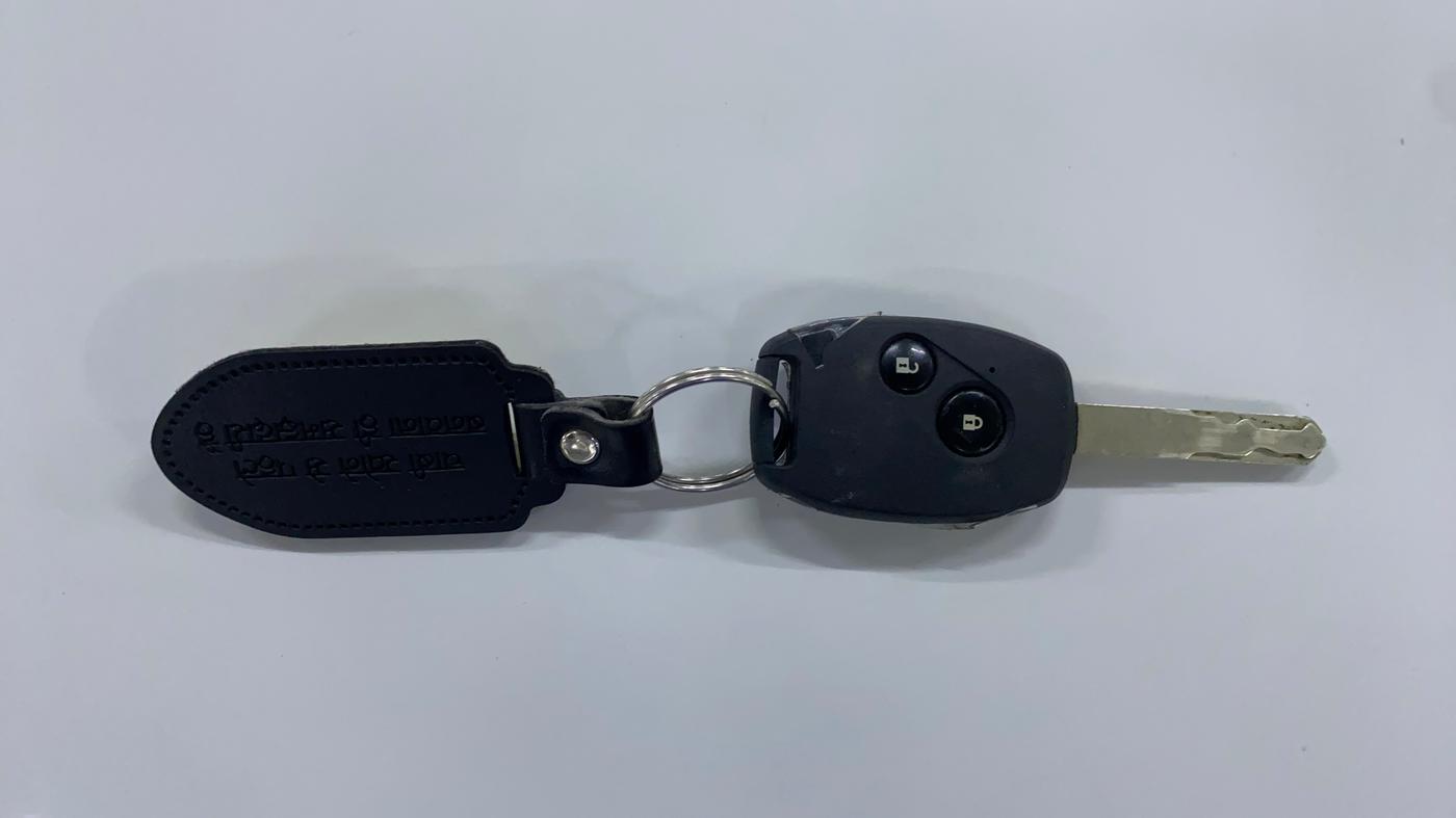 2014 Honda Brio S MT, Petrol, Manual, 83,424 km, Key Close Up