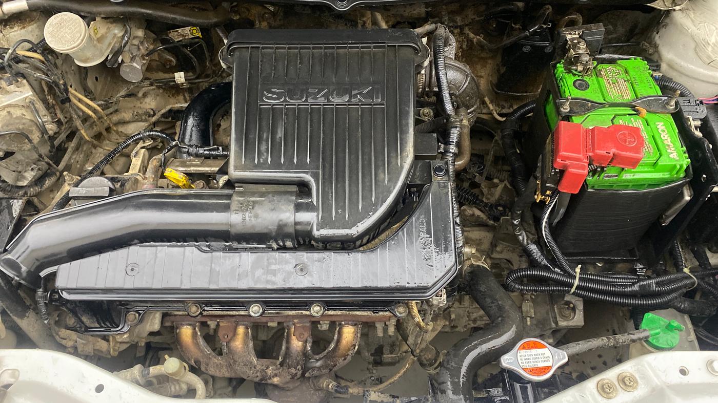 2017 Maruti Swift ZXI, Petrol, Manual, 74,279 km, Engine View