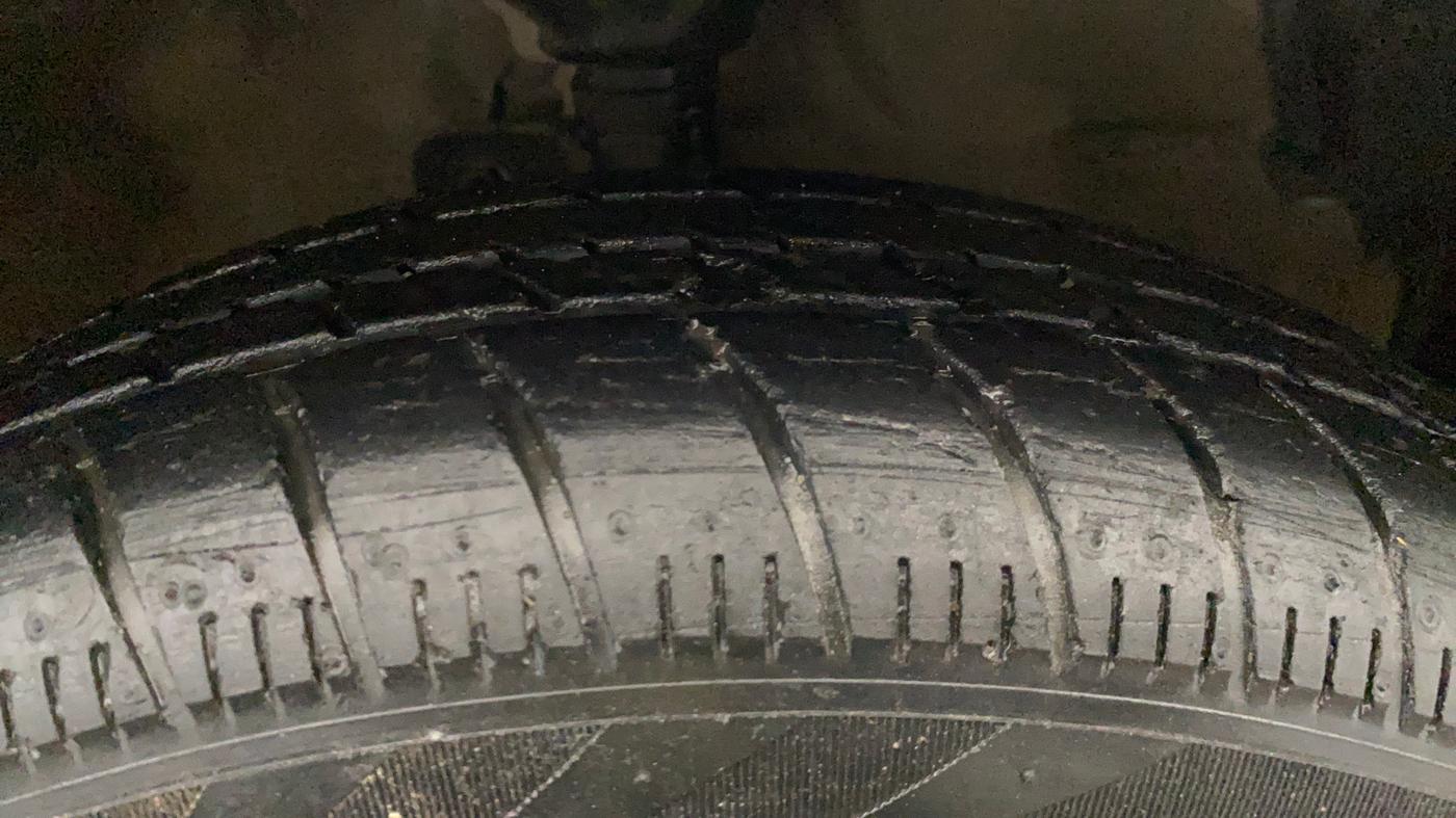 2016 Maruti Celerio ZXI AMT, Petrol, Automatic, 31,491 km, Right Front Tyre Tread