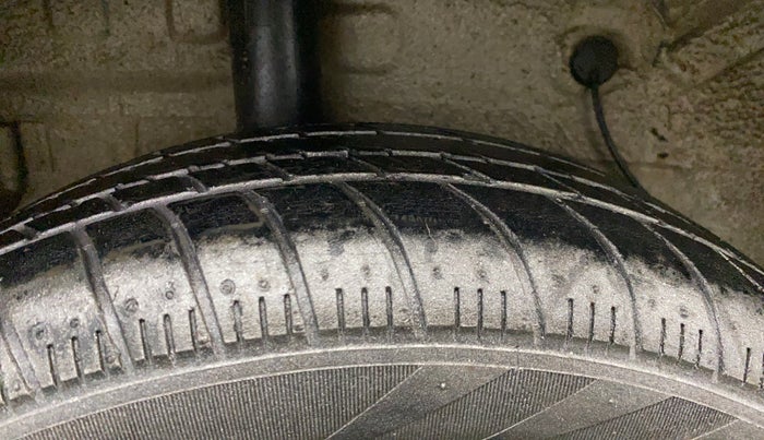 2016 Maruti Celerio ZXI AMT, Petrol, Automatic, 31,491 km, Right Rear Tyre Tread