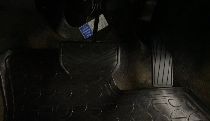 2016 Maruti Celerio ZXI AMT, Petrol, Automatic, 31,491 km, Pedals