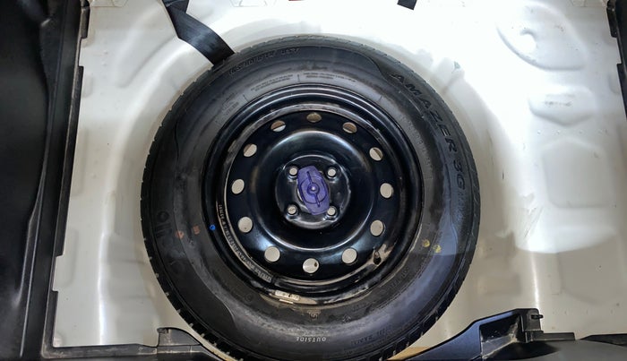 2019 Maruti Swift VXI, Petrol, Manual, 31,860 km, Spare Tyre