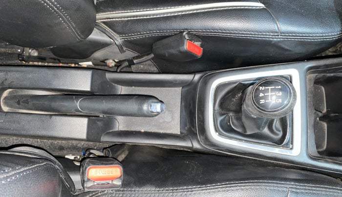 2019 Maruti Swift VXI, Petrol, Manual, 31,860 km, Gear Lever