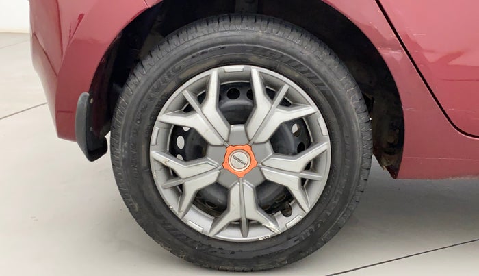 2016 Hyundai Grand i10 SPORTZ 1.2 KAPPA VTVT, Petrol, Manual, 82,409 km, Right Rear Wheel