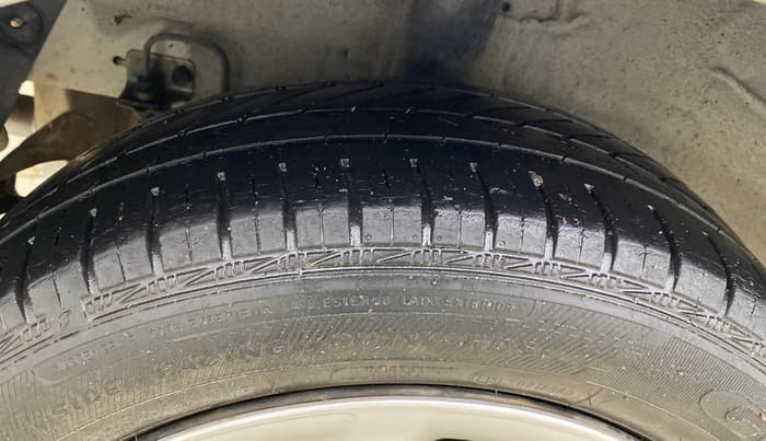 2017 Hyundai Grand i10 MAGNA AT 1.2 KAPPA VTVT, Petrol, Automatic, 18,660 km, Right Rear Tyre Tread