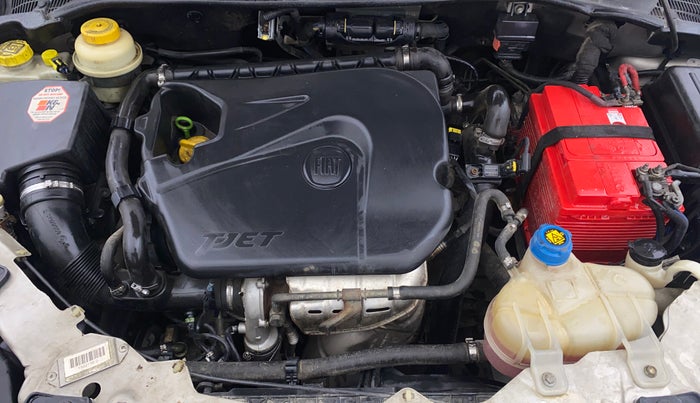 2015 Fiat Linea EMOTION 1.4 L T JET, Petrol, Manual, 52,130 km, Engine View