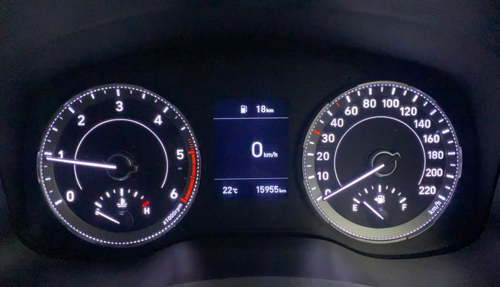 2021 Hyundai VENUE SX 1.5 (O) EXECUTIVE CRDI, Diesel, Manual, 15,975 km, Odometer Image