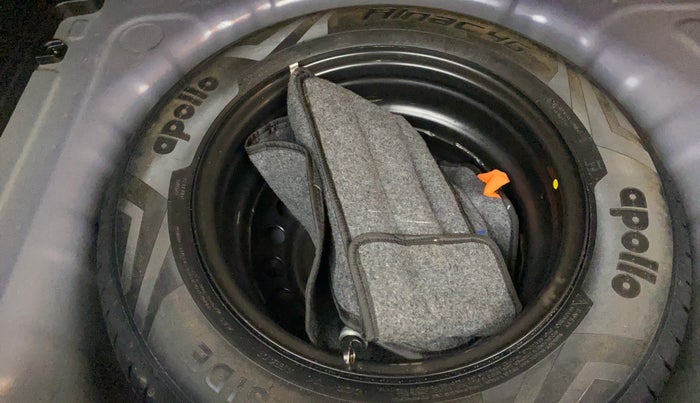 2021 Hyundai VENUE SX 1.5 (O) EXECUTIVE CRDI, Diesel, Manual, 15,975 km, Spare Tyre