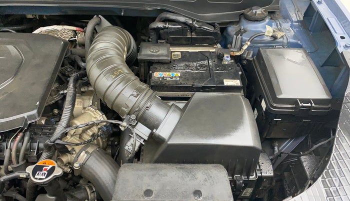 2021 Hyundai VENUE SX 1.5 (O) EXECUTIVE CRDI, Diesel, Manual, 15,975 km, Engine View - Left