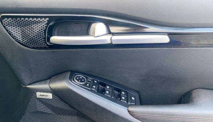 2022 KIA SELTOS GTX PLUS 1.4, Petrol, Manual, 40,260 km, Driver Side Door Panels Control