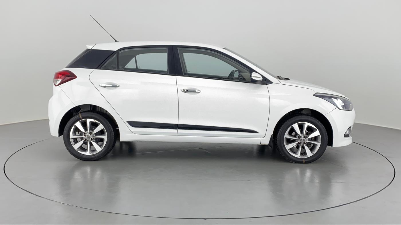 2015 Hyundai Elite i20 SPORTZ (O) 1.4, Diesel, Manual, 48,412 km, Right Side View