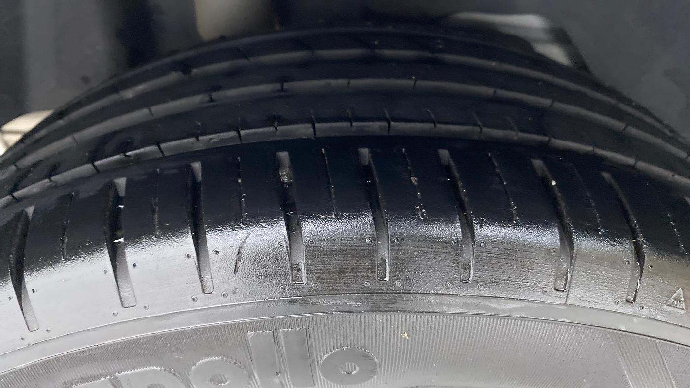 2019 Ford Figo Aspire 1.2 TITANIUM PETROL, Petrol, Manual, 7,756 km, Right Rear Tyre Tread