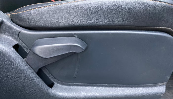 2019 Ford Ecosport 1.0 ECOBOOST TITANIUM SPORTS(SUNROOF), Petrol, Manual, 45,944 km, Driver Side Adjustment Panel