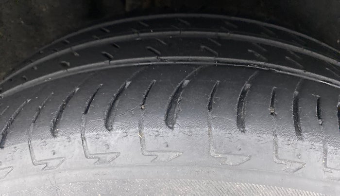 2019 Ford Ecosport 1.0 ECOBOOST TITANIUM SPORTS(SUNROOF), Petrol, Manual, 45,944 km, Right Rear Tyre Tread