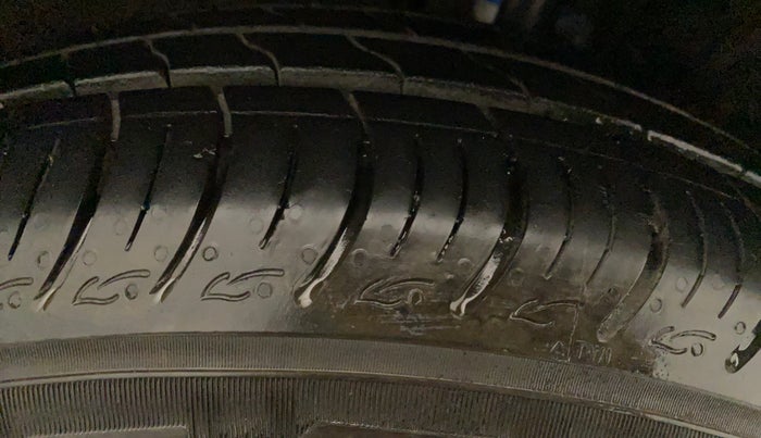 2019 Maruti Baleno DELTA CVT PETROL 1.2, Petrol, Automatic, 44,845 km, Right Rear Tyre Tread