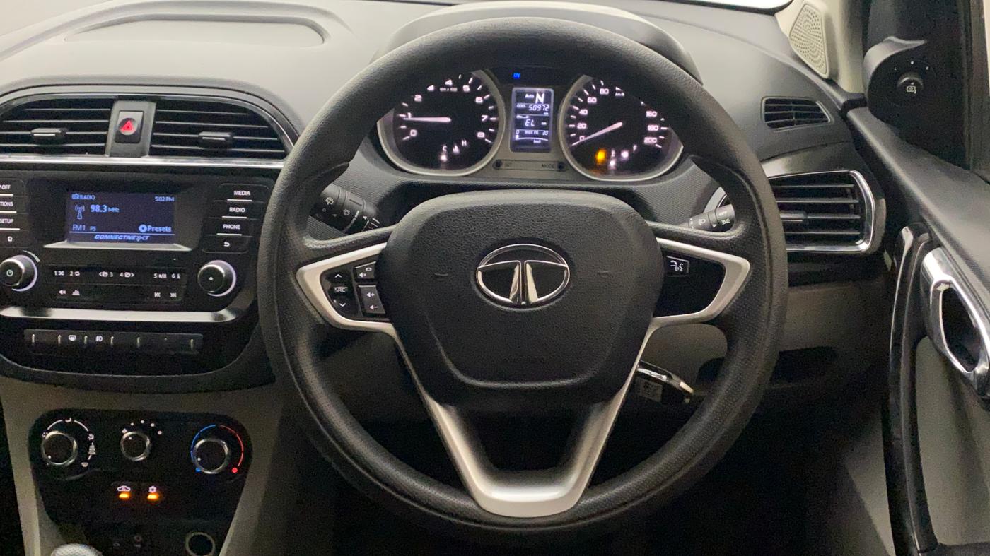 2017 Tata Tiago XZA PETROL, Petrol, Automatic, 50,971 km, Steering Wheel Close Up