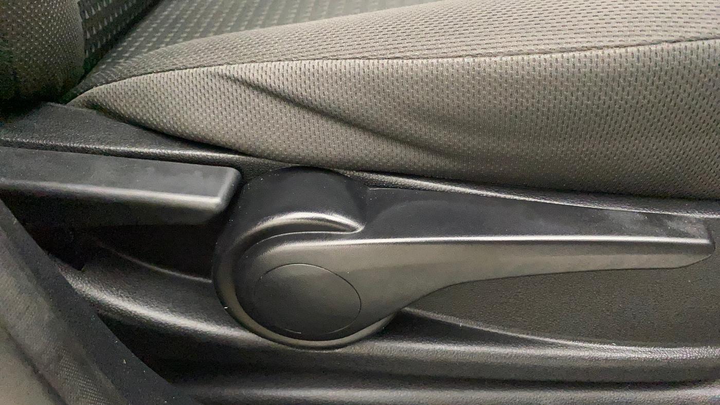 2017 Tata Tiago XZA PETROL, Petrol, Automatic, 50,971 km, Driver Side Adjustment Panel