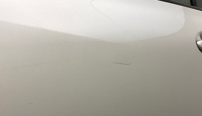 2018 Maruti Swift ZXI, Petrol, Manual, 29,767 km, Front passenger door - Minor scratches
