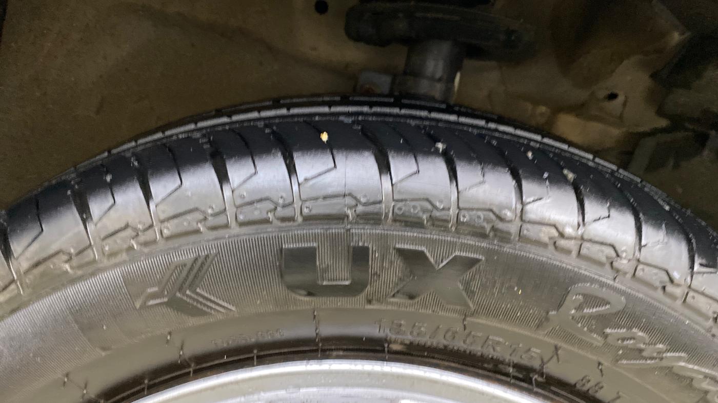 2018 Maruti Ertiga VXI CNG, CNG, Manual, 1,31,509 km, Right Front Tyre Tread
