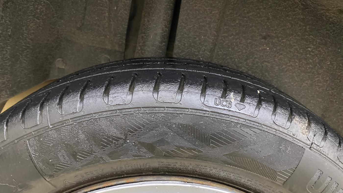 2018 Maruti Ertiga VXI CNG, CNG, Manual, 1,31,509 km, Right Rear Tyre Tread